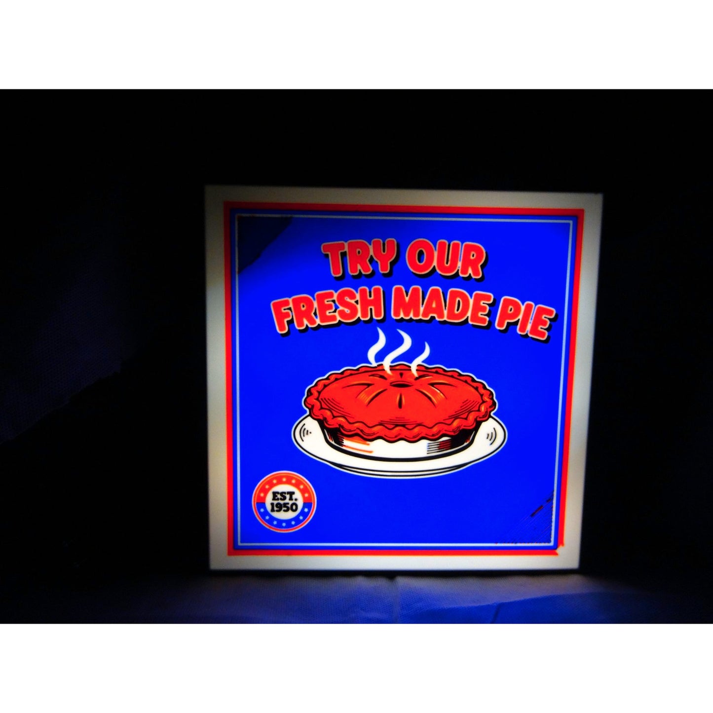 "Fresh Made Pie" LED Diner Sign - Retro Kitchen Wall Decor