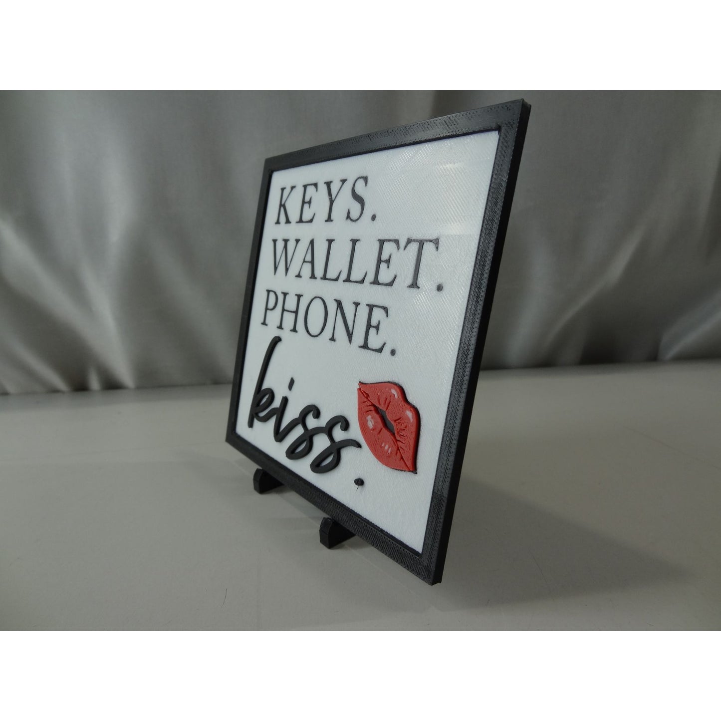 Keys Wallet Phone Kiss 3D Printed Sign-Romantic Entryway Decor, Funny Daily Checklist Desk Plaque with Stand, Gift for Husband or Wife