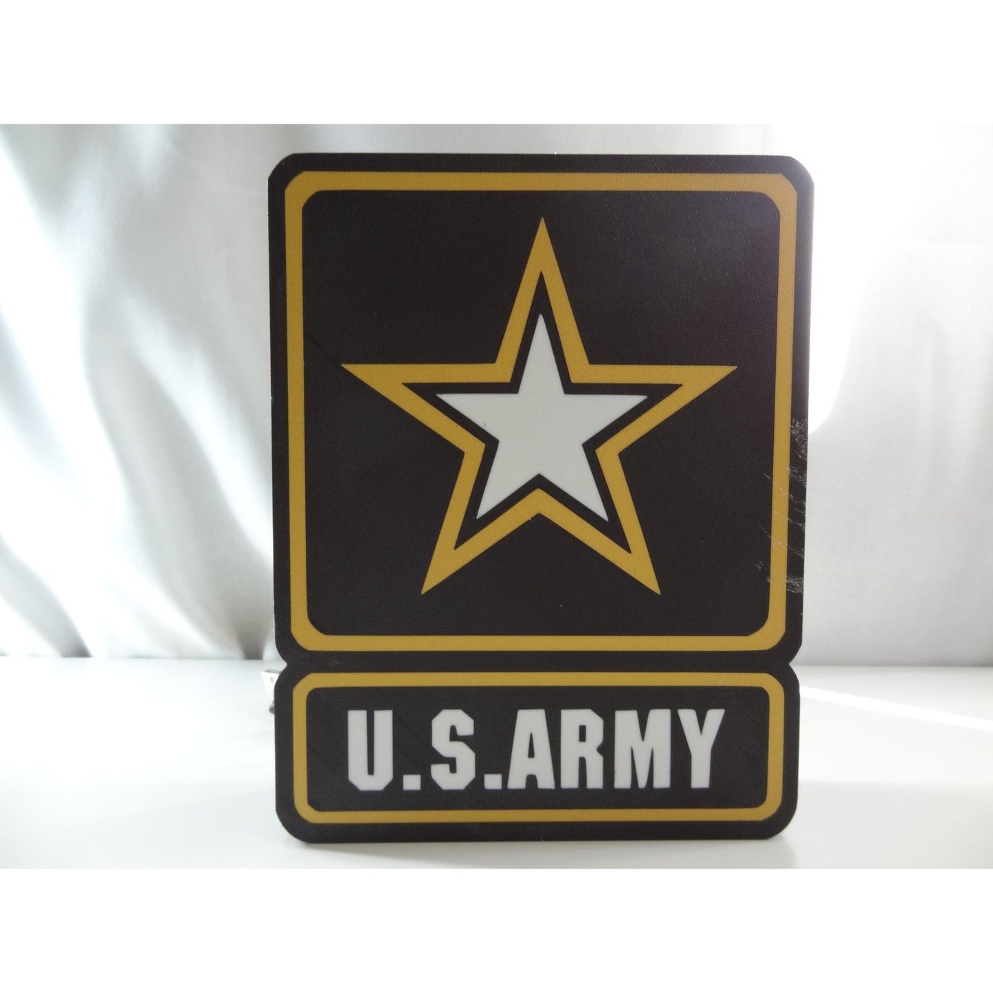 U.S. Army LED Light-Up Wall Sign With USB Power Cable