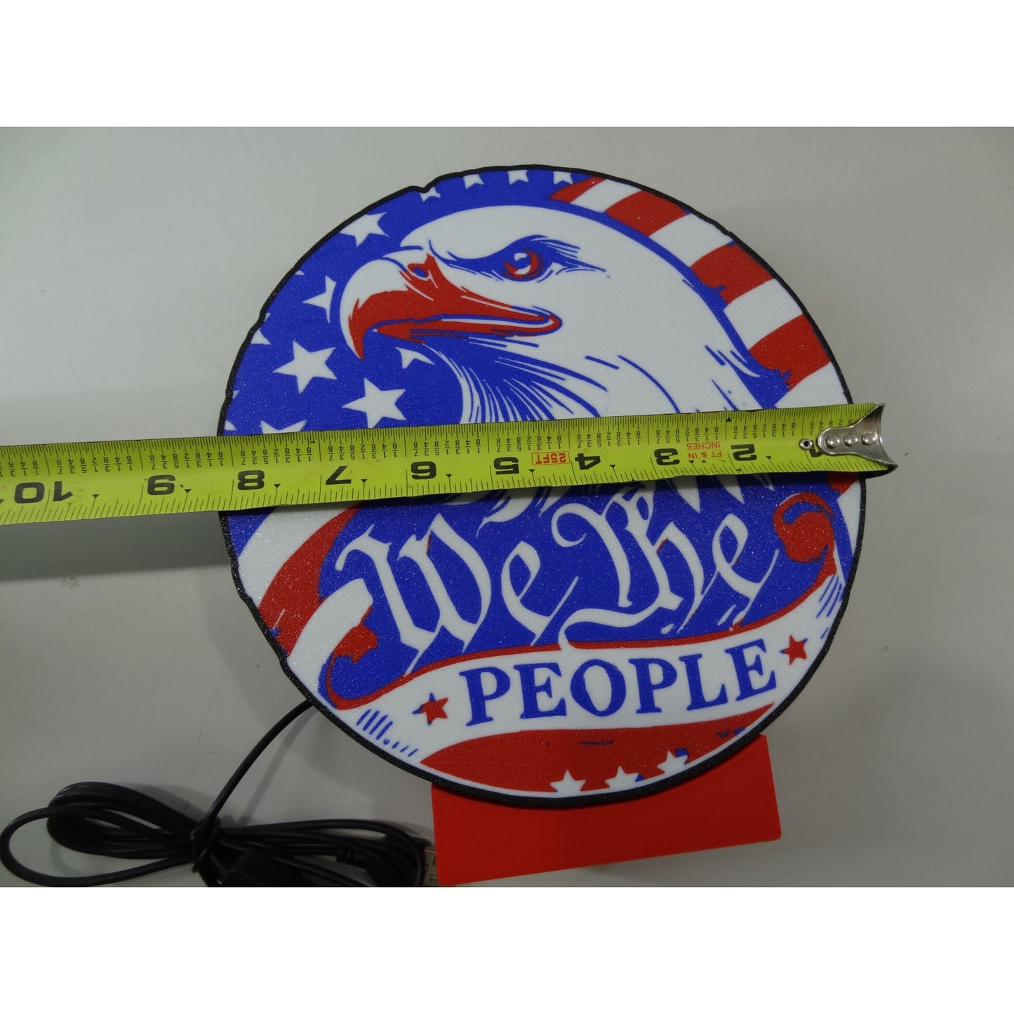 Patriotic LED Light-Up USB Sign With "We The People" Design American Flag & Bald Eagle Artwork 9" Diameter